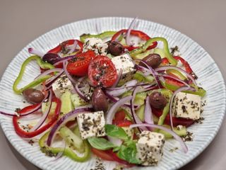 Гръцка салата (400г)