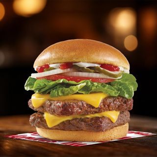 ვენდის ორმაგი ბურგერი