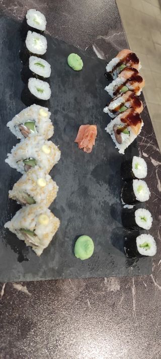 Пушена сьомга (16бр)