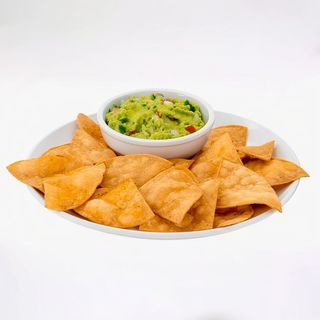 Nachos Con Guacamole
