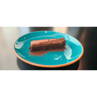 Pastel cremoso de chocolate con base de pasta quebrada de café