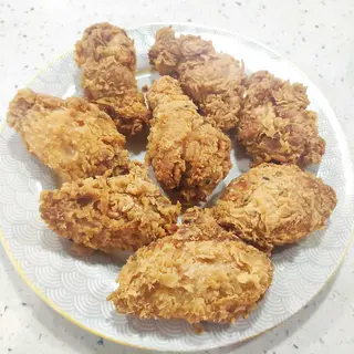 Alitas De Pollo Crujientes (8 Pzs.)