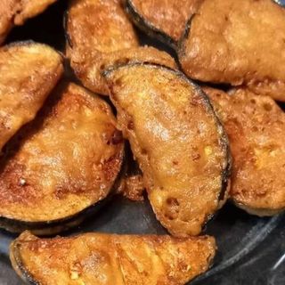 Baingan Pakora (6 szt)
