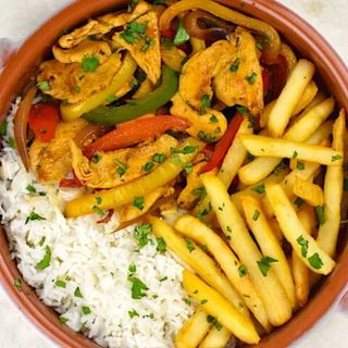 Saltado de pollo