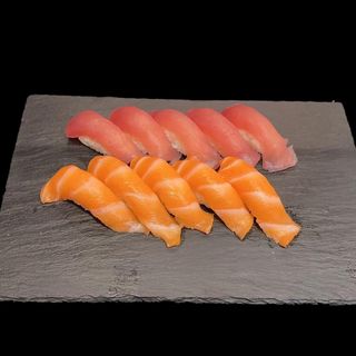 Nigiri Sake & Maguro Box - 10pz 