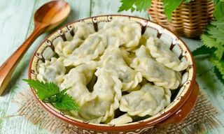 ვარენიკი კარტოფილით და არაჟნით