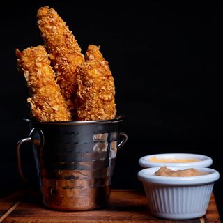 CHICKEN FINGERS