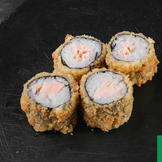 Salmon Hot Roll (4p)