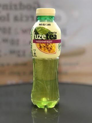 Fuze Tea Zero Zielona mrożona herbata i marakuja, 0,5l