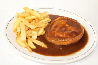 Pastel de pollo con champiñones y patatas