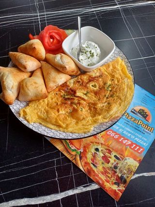 Omlet sa sirom i šunkom