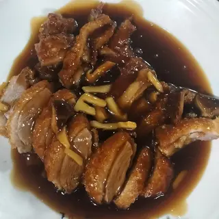 113. Pato Con Seta China Y Bambú