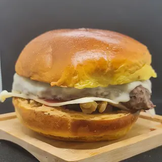 Burger La De Los Primos