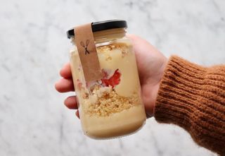 Bolo no pote Leite Nido, Massa Branca e Morangos