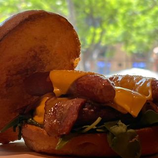 Hamburguesa Royale Master