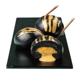 30.Black taro bao 2pz