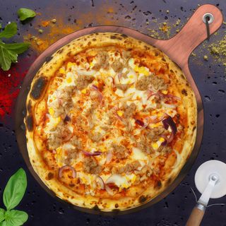 Pizza De Atún (32 Cm.)