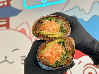 Суші БУРІТО у стилі Тар Тар з Вугрем тар тар