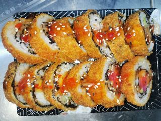 A20 - Futomaki Frito + California Grande Frito