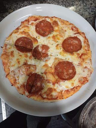 11. Pizza De Salami