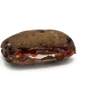 90. Crema de queso con mermelada de fresa 
