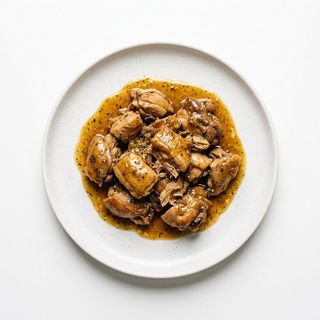 Pollo En Salsa (250 G.)