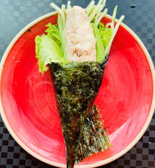Grilled Lachs Temaki
