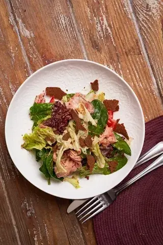 Салат с ростбифом (240г)