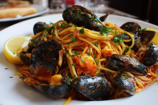 Pasta spaghetti con mejillones