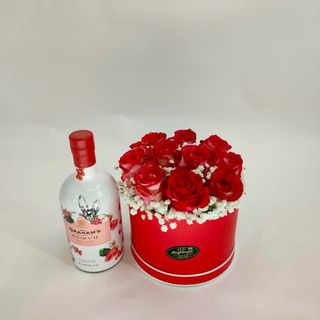 Caixa de Rosas com Gypsophila