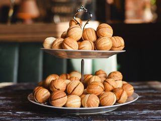 Горішок зі згущеним молоком