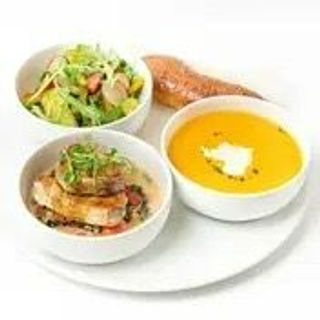 Сет рыбный (зеленый салат,тыкв суп, эсколар)