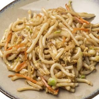 Udon Frito Con Ternera