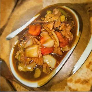 Chicken in Cantonese sauce