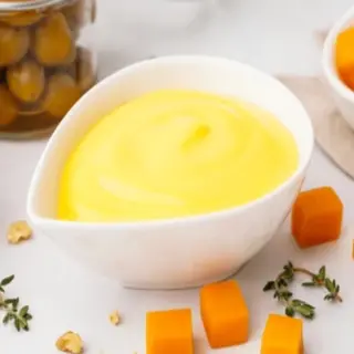 Bote De Salsa De Queso