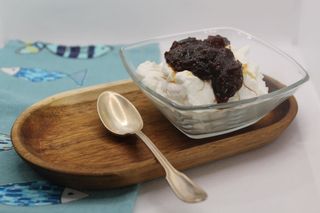 Yogurt dessert con fichi caramellati