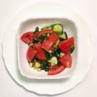 Салат з огірків та помідор(130г)