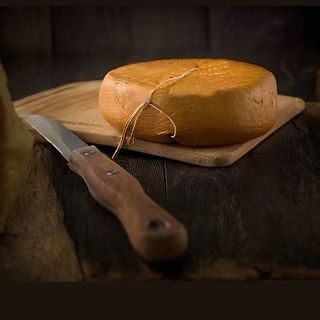 შებოლილი სულგუნი