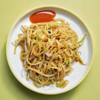 Tallarines Fritos Con Delicias