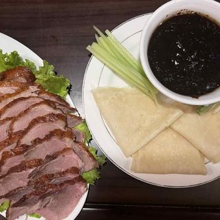 H 4 a შემწვარი იხვი( მთლიანი)