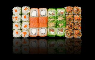 Сет Хіросіма (32 шт/1090 г)