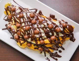 Bubble waffle 1 + Pepsi 0.33l
