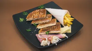 Obrok Tost pečenica