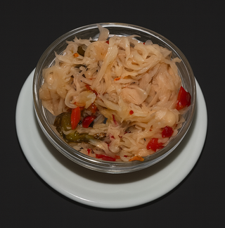 Salată de varză murată