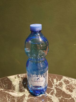 Acqua frizzante San Benedetto in bottiglia 33cl