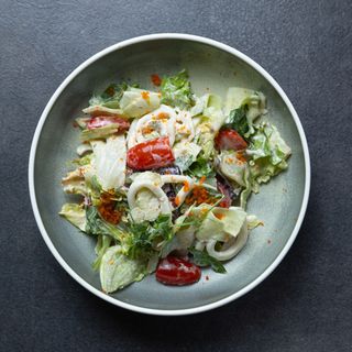 Салата с калмари (215г)