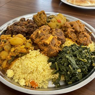 Sk Lusaniya (Shared Meals)