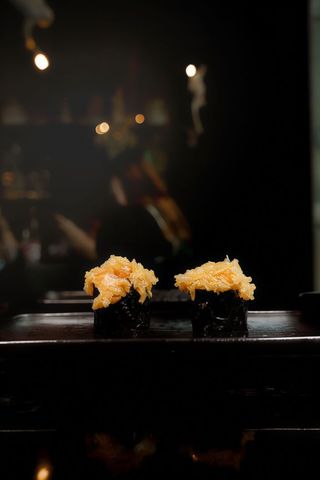 Gunkan de atún rojo picante