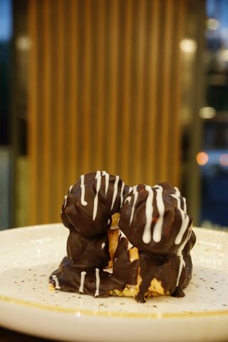 Профитроли в шоколаде