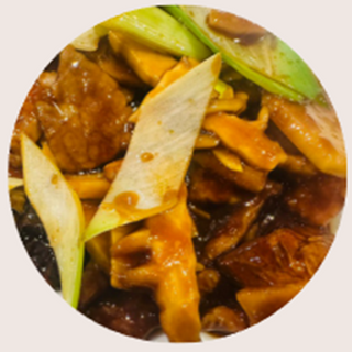 Ternera Salteada con Bambú y Setas Chinas